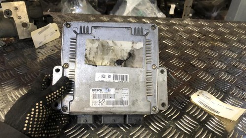 Calculateur moteur peugeot 306 - moteur,
